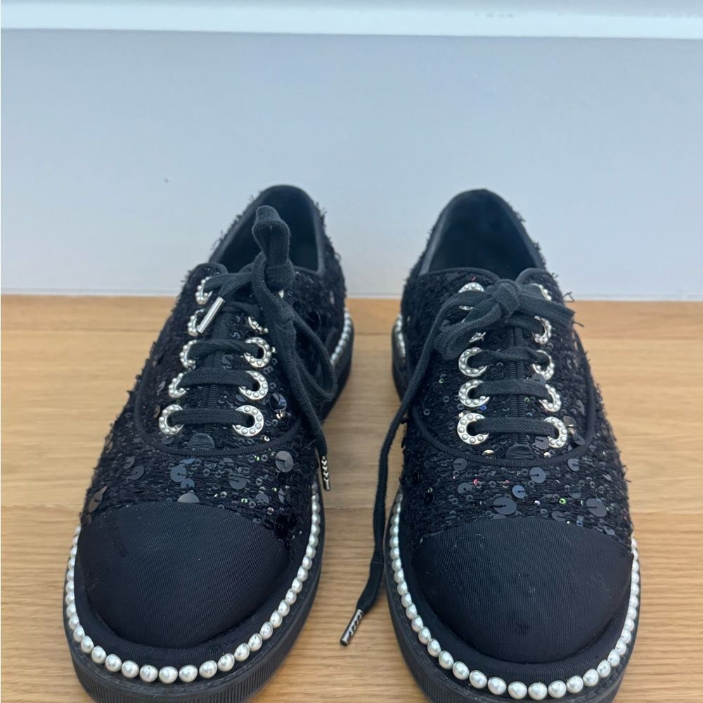 Chanel Black Sequin Oxford Sneakers with Pearl Detailing - Picture 2 of 6